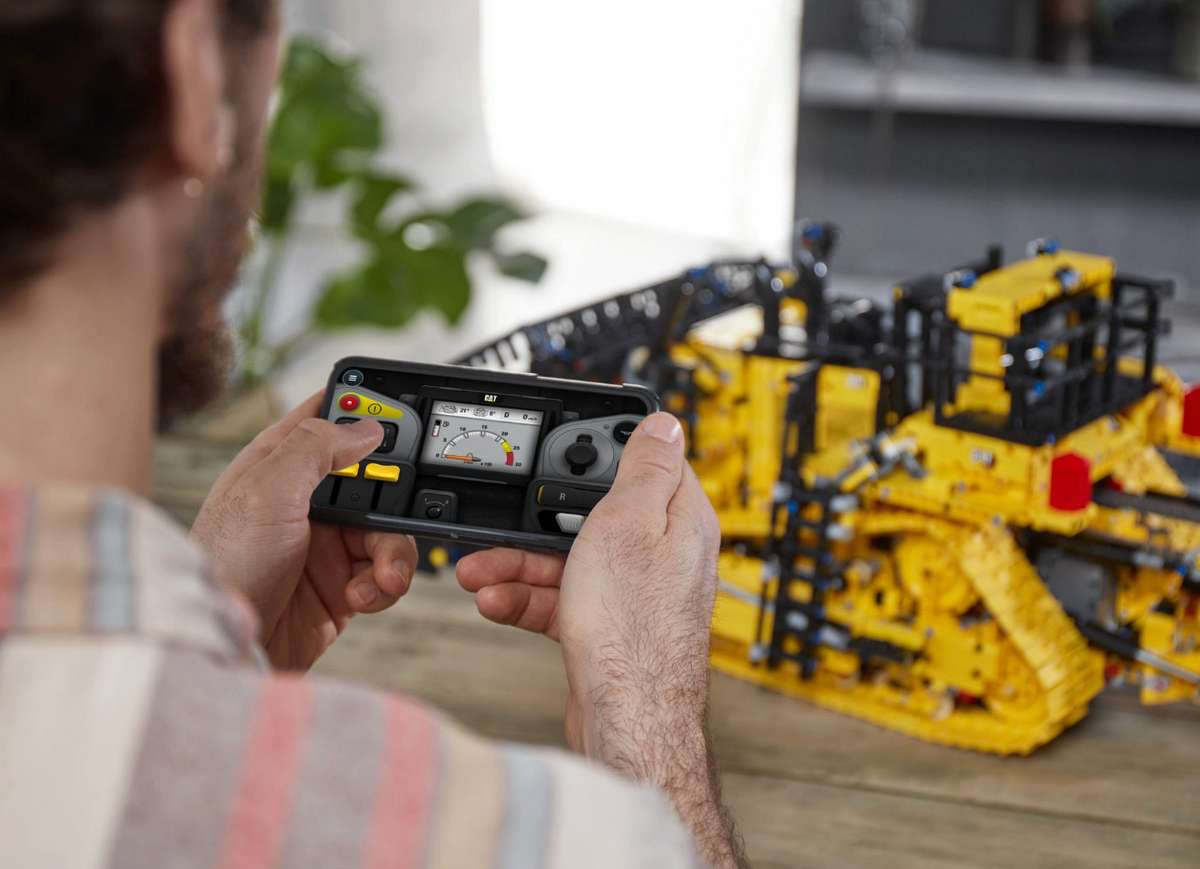 Пятерка продвинутых конструкторов Lego с поддержкой дистанционного управления