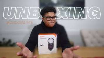 Godox V1 Round Head Speedlight unboxing
