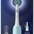 Электрическая зубная щетка Oral-B Cross Action Pro D305.513.3, насадки для щётки: 1 шт, цвет: бирюзовый