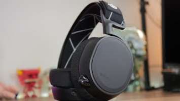 SteelSeries Arctis 9 ASMR unboxing
