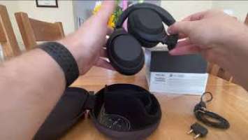 Unboxing Sony WH-1000XM4 Wireless Headphones