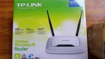 Tp-Link TL-WR841N Router unboxing
