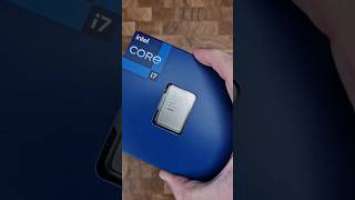 #UNBOXING & install of the new ‎@Intel RAPTOR LAKE i7 #14700k into the @aorus Z790 PRO X. #pcbuild