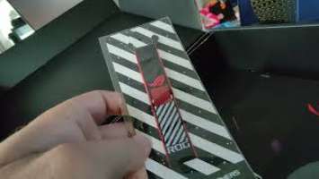 Asus Rog Z690-F Gaming WiFi unboxing