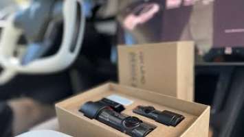 Tesla Model Y 4k Dashcam BlackVue DR900X-2CH PLUS Cloud Based Unboxing