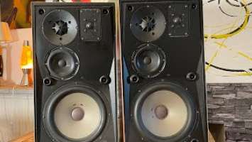 Four way vintage speaker Beovox S-75  (1976). Better than Kef LS50 ?