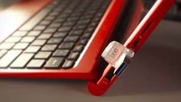 Накопитель DataTraveler microDuo 3C: двойной интерфейс для портов USB Type-A и Type-C