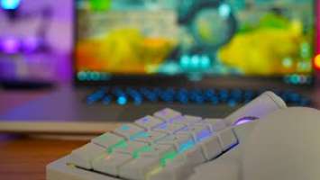 Hate Your Gaming Laptop’s Keyboard? Get This! - Razer Tartarus Pro Gaming Keypad