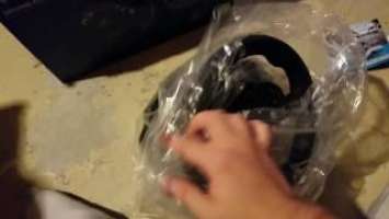 Logitech G920 Driving Force Racing Wheel - Unboxing + Initial Impression
