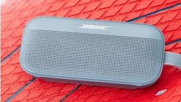 Is Bose SoundLink Flex Loud? Bose SoundLink Flex Bluetooth Speaker