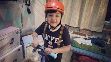 Kids Ninebot eKickScooter E8 Unboxing by Rui