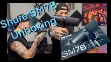 Unboxing my Dream microphone “Shure SM7B”