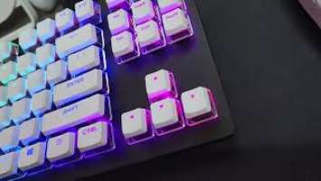 RAZER HUNTSMAN V2 TKL & G.SKILL CRYSTAL KEYCAPS WHITE