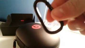 Beats studio 3 wireless unboxing and first impressions on the black beats by Dre over ear headphones