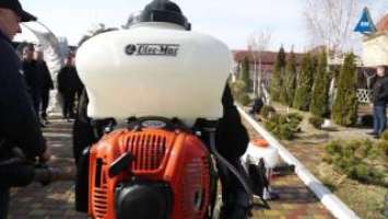 Опрыскиватель  stihl sr 420 против опрыскивателя  oleo mac mb 90