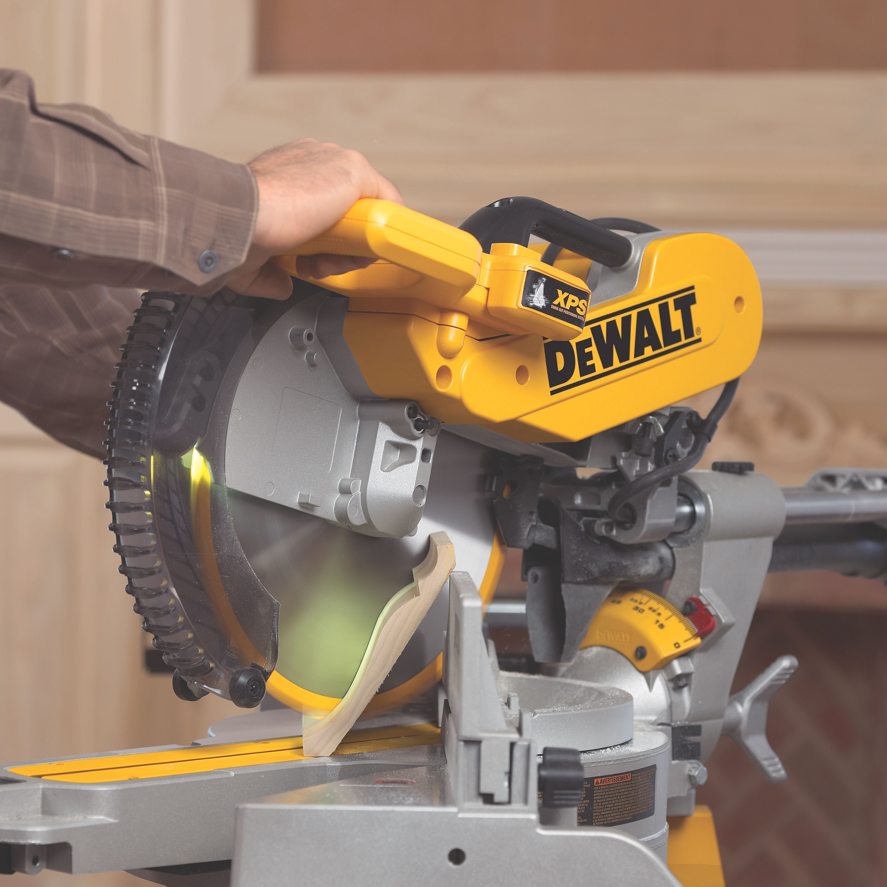 Торцовочная Пила Dewalt Dws 780 Купить